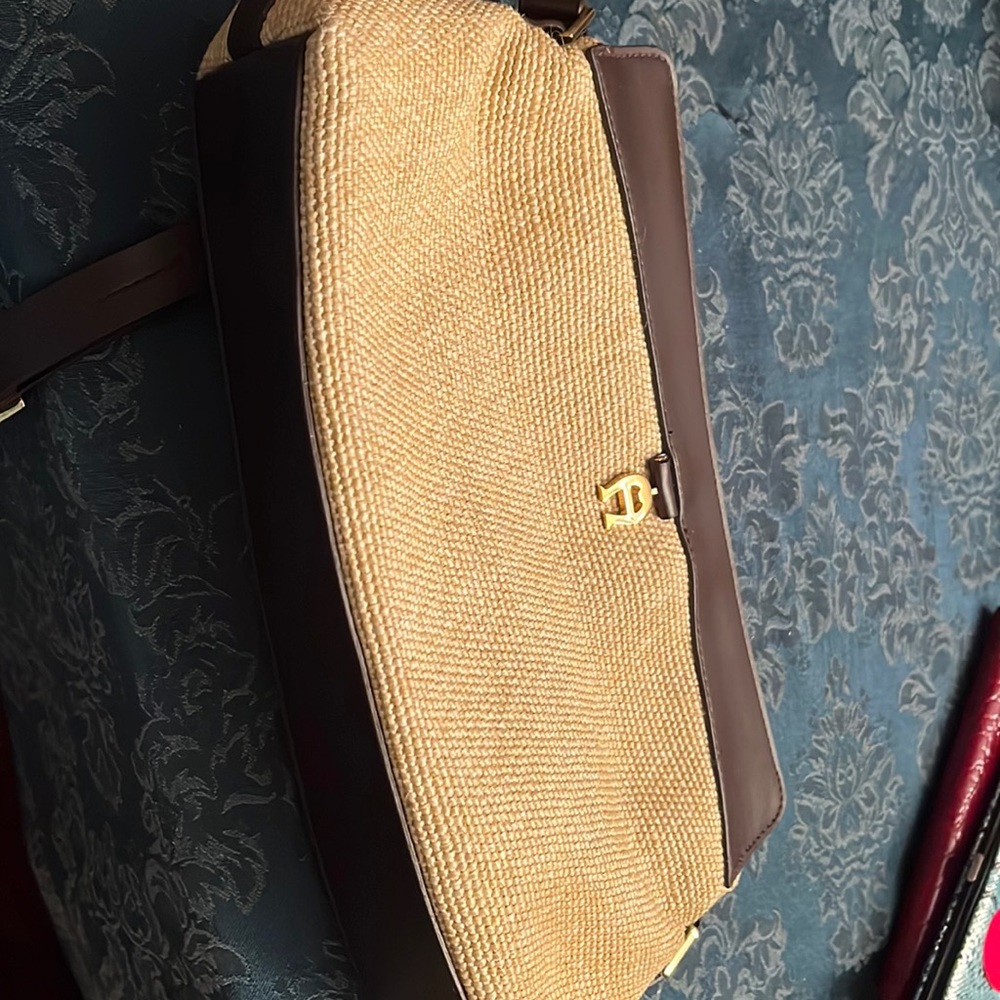 Etienne Aigner crossbody